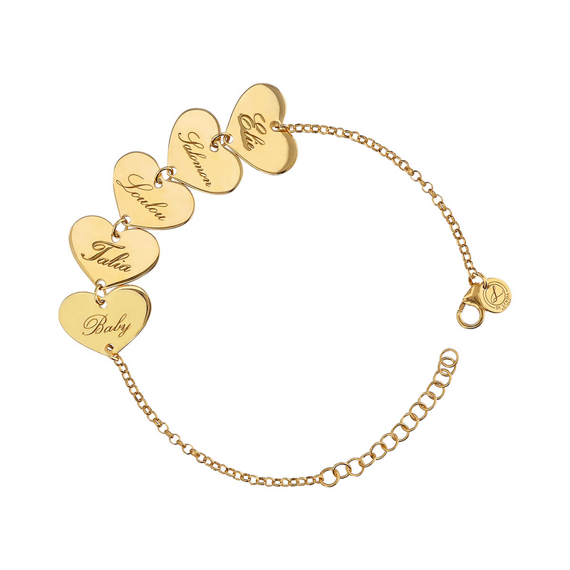 Bracelet with engraved hearts
