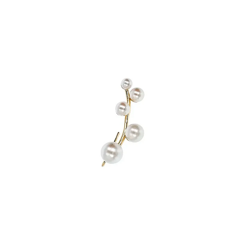 Single Earring Pearls on the ear